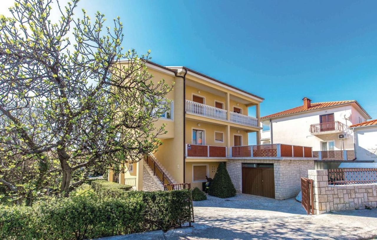 Apartments Antic Selce Exterior photo